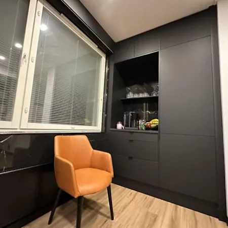 Spectacular River View - Downtown *